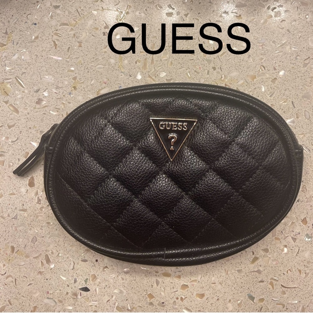 Guess Cosmetic Bag Black